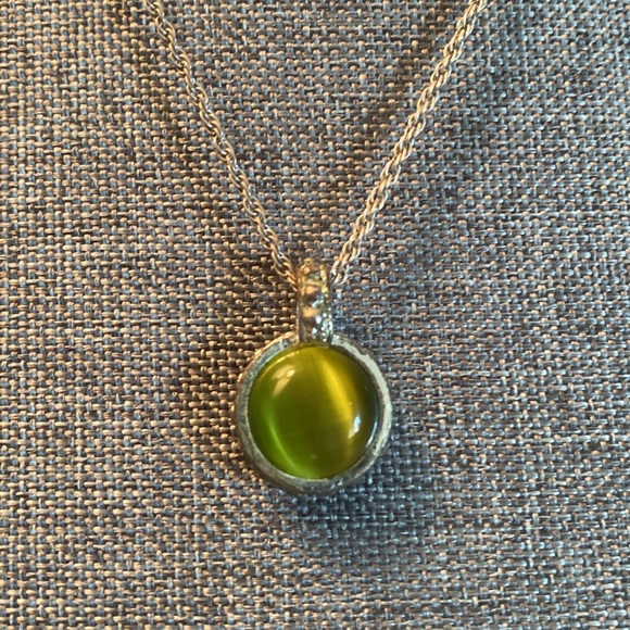 Two sided Vintage Stone Necklace - Picture 3 of 7